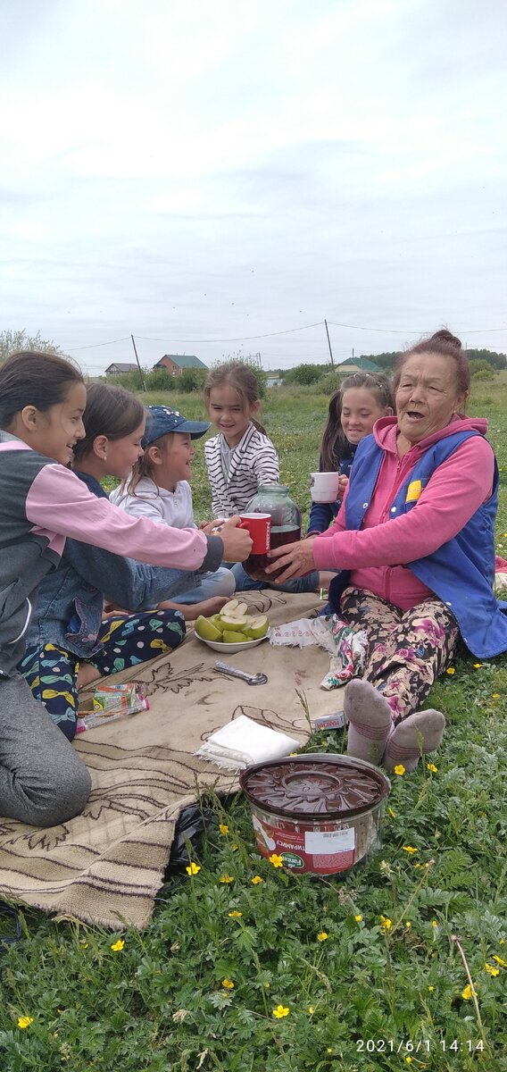 -"Нуу, за наше здоровье!!! "