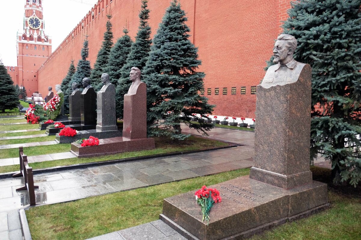 сталин на красной площади