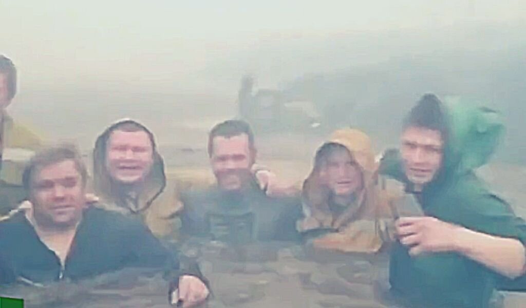 Скрин из фильма (извините за качество)