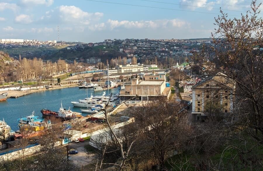 Особенности районов 🌟 Севастополя и где лучше купить квартиру