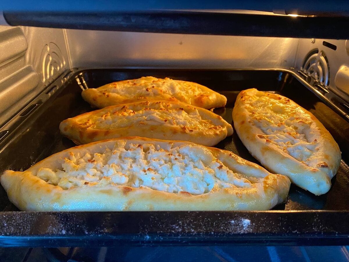 Готовлю настоящие аджарские хачапури всего за полчаса. Набор продуктов самый простой