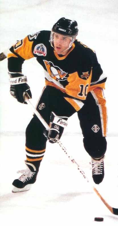 Хоккеист рон андерсон. Где играл рон фрэнсис. Рон фрэнсис хоккеист. Рон фрэнсис хоккеист. Хартфорд уэйлерс.