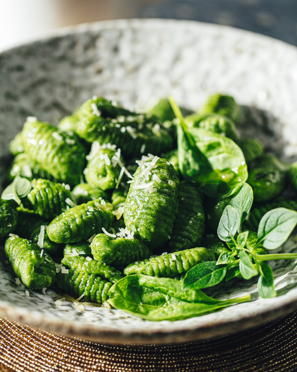 Готовим с салатами Белая Дача