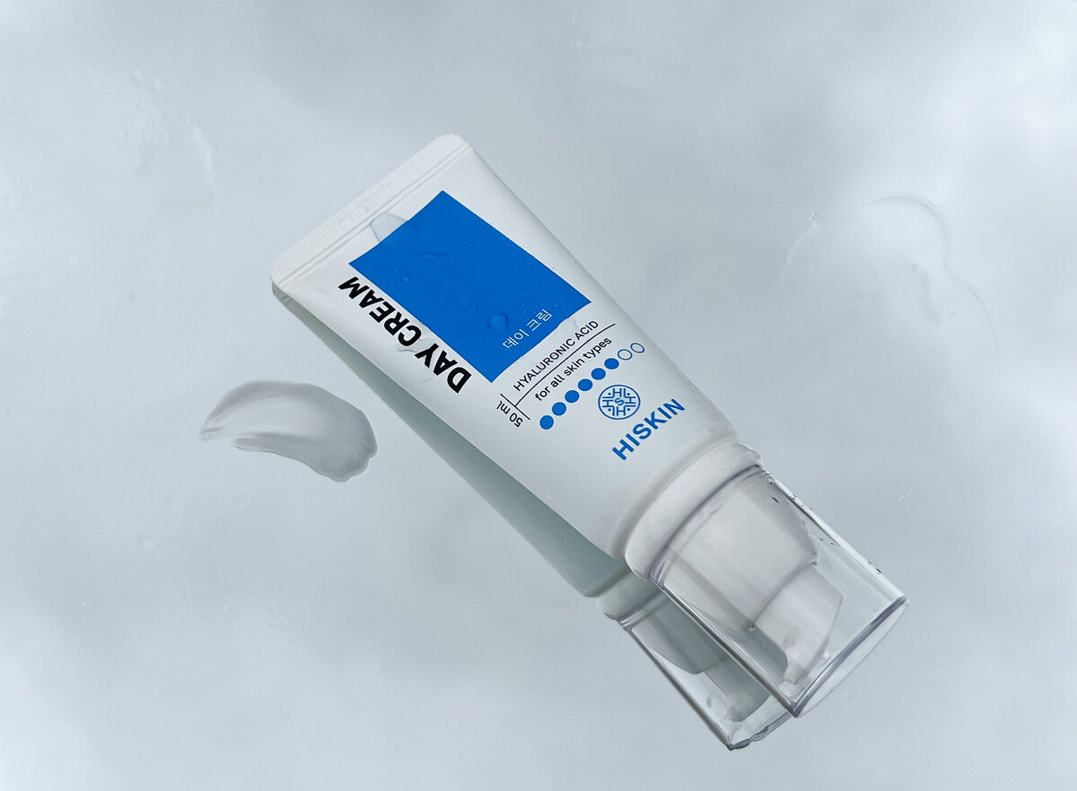 Текстура крема с гиалуроновой кислотой HISKIN