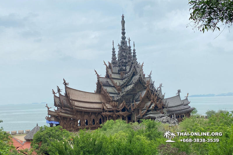 Парк Нонг Нуч, Храм Истины и Военный Пляж - новая комплексная экскурсия в Паттайе
