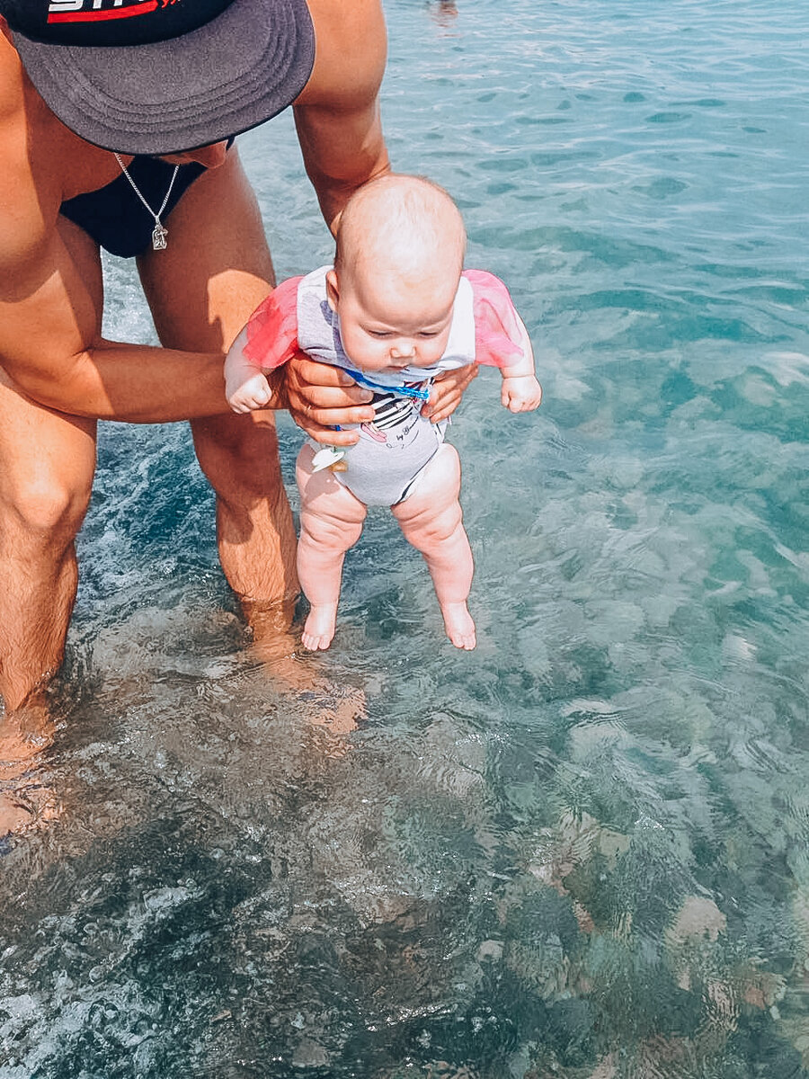 Софочка на Чёрном море, 3 месяца