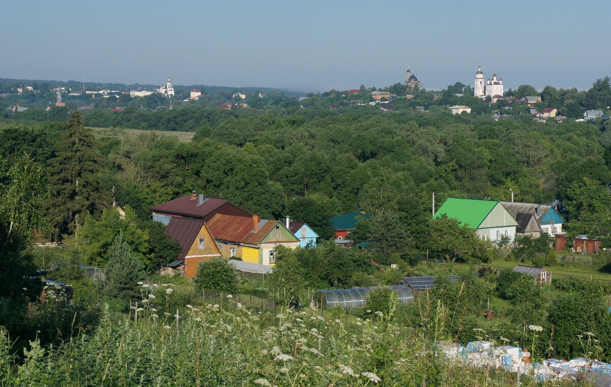 Видно весь город, правда, снимок этого не передал.