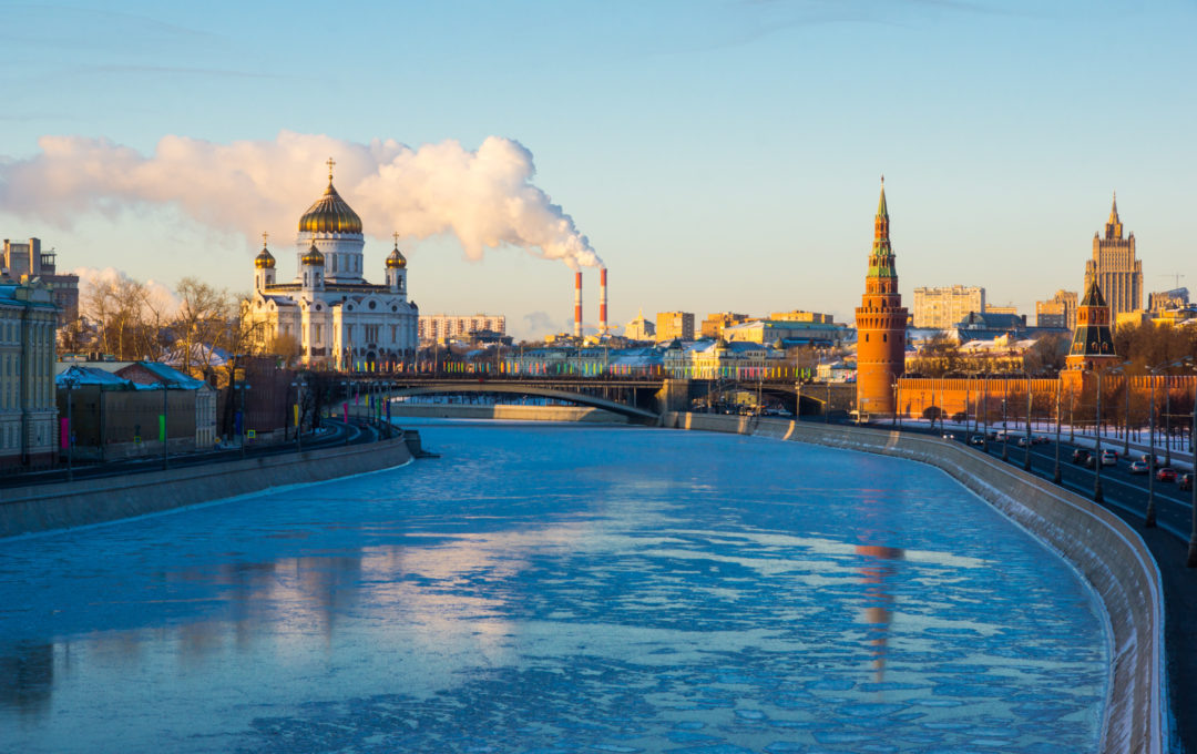 Обнаружил, что у меня совсем нет личных фотографий Москвы зимой...