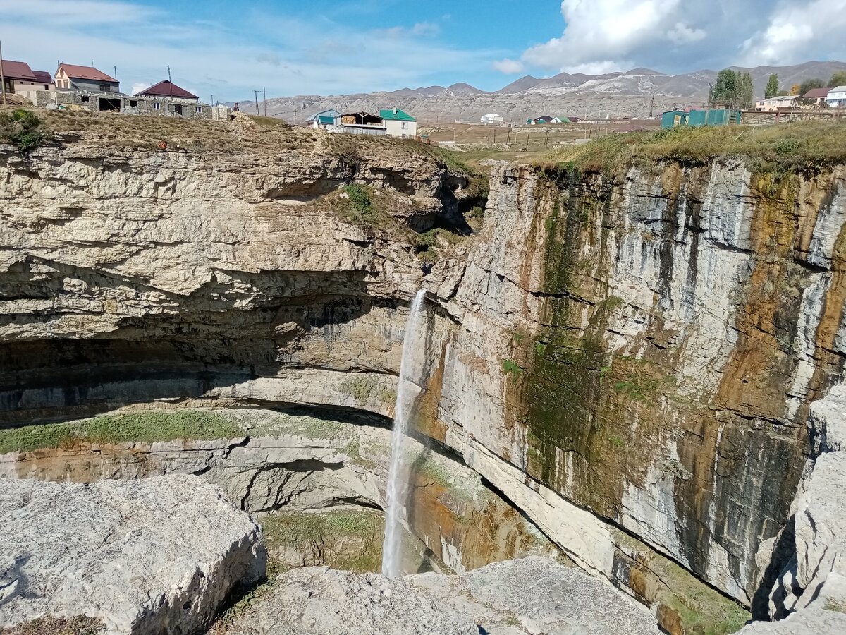 Водопад Тобот