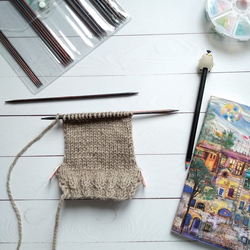 Пятка на всю высоту. Это - очень широкая пятка. ЛИСТАЙТЕ ВПРАВО