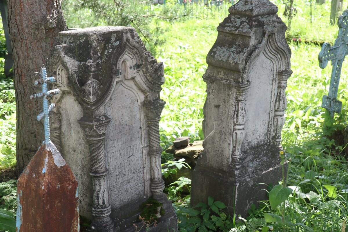 старое кладбище истории. старое кладбище истории. старое кладбище истории. маджалис еврейское клад. старое егошихинское кладбище пермь.