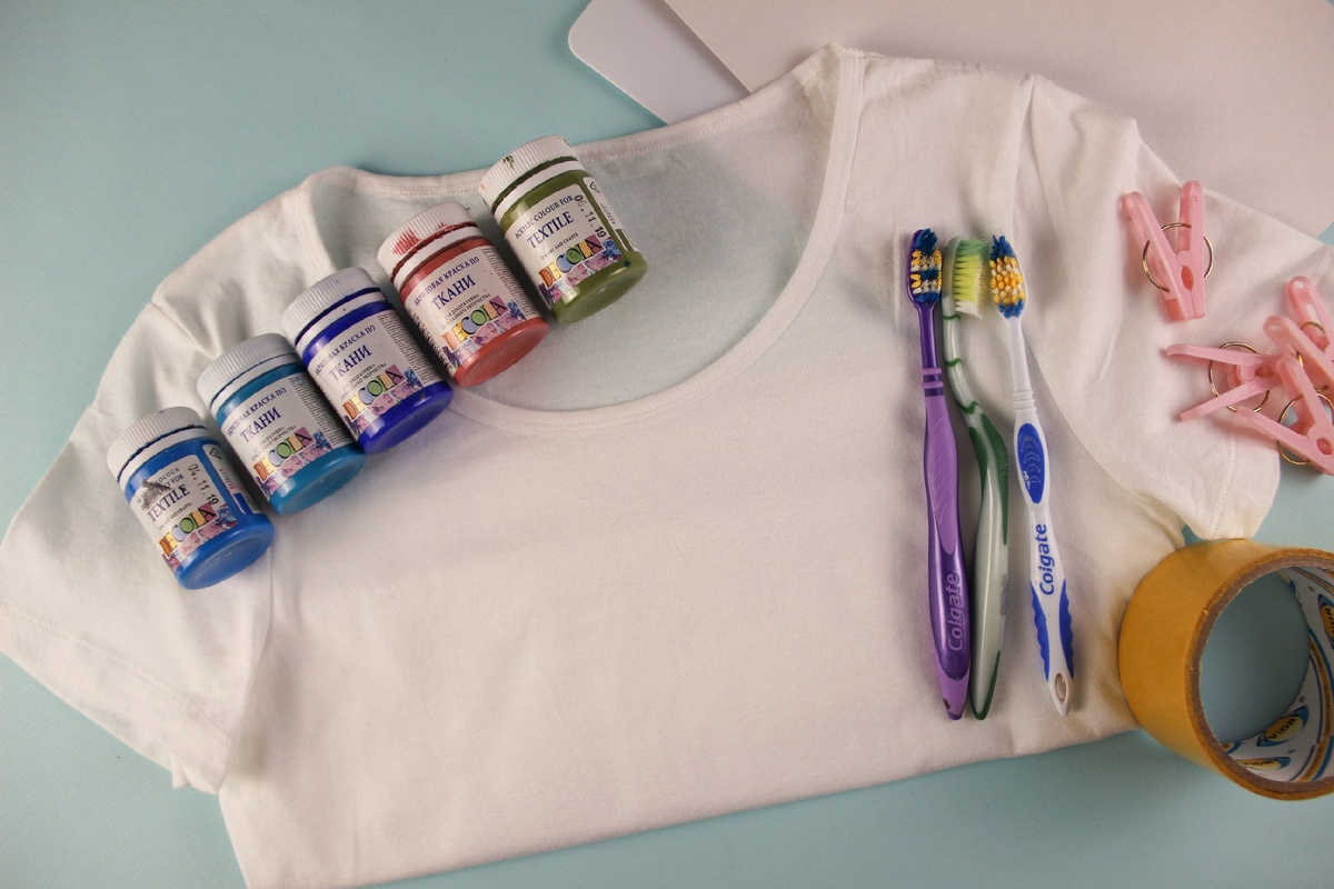 Краска для ткани Decola.