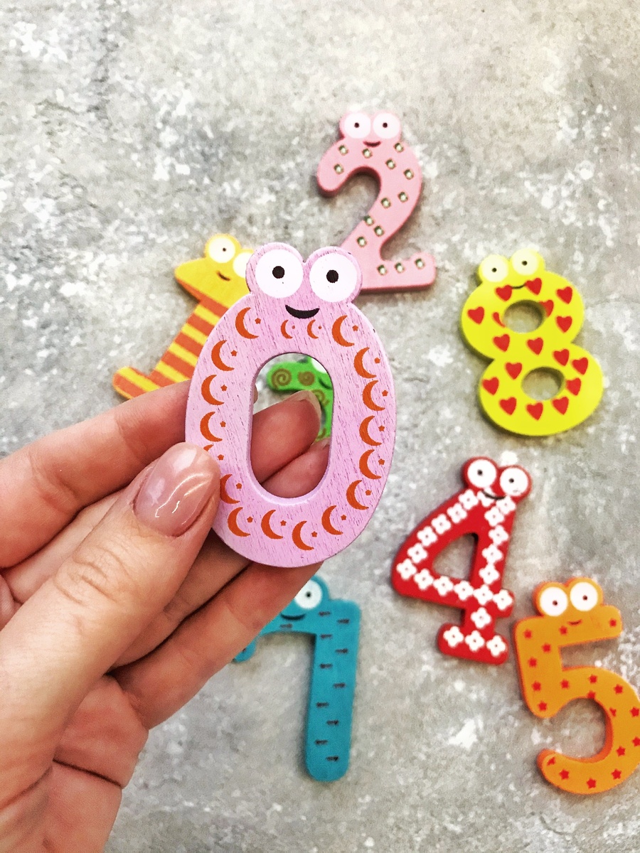 Деревянные цифры-магниты с Алиэкспресс
