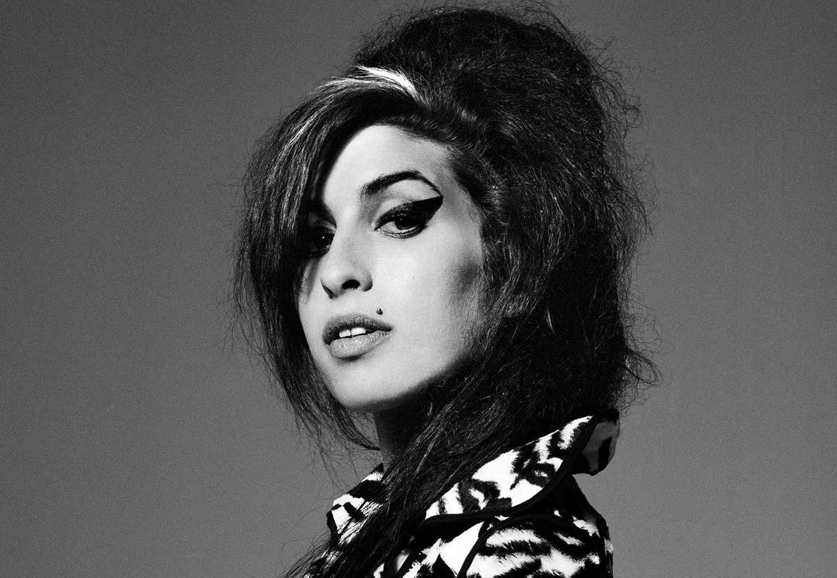   (Amy Winehouse)
