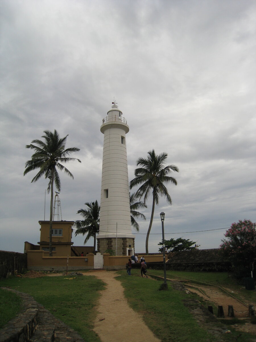Галле. Маяк.