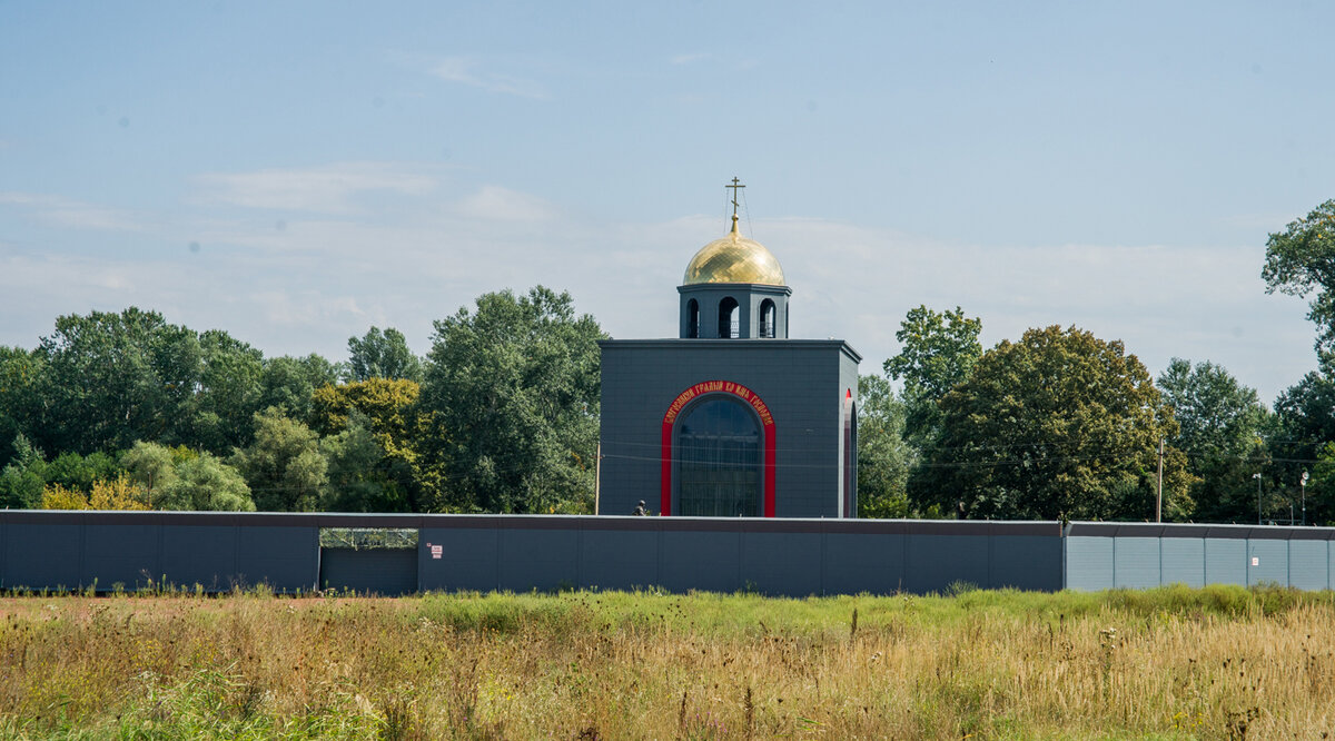 Церковь, предположительно, для бойцов ЧВК.
