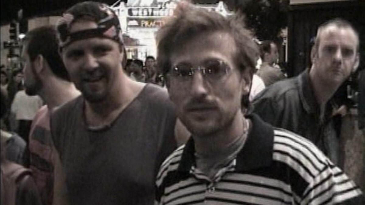 Справа - босс