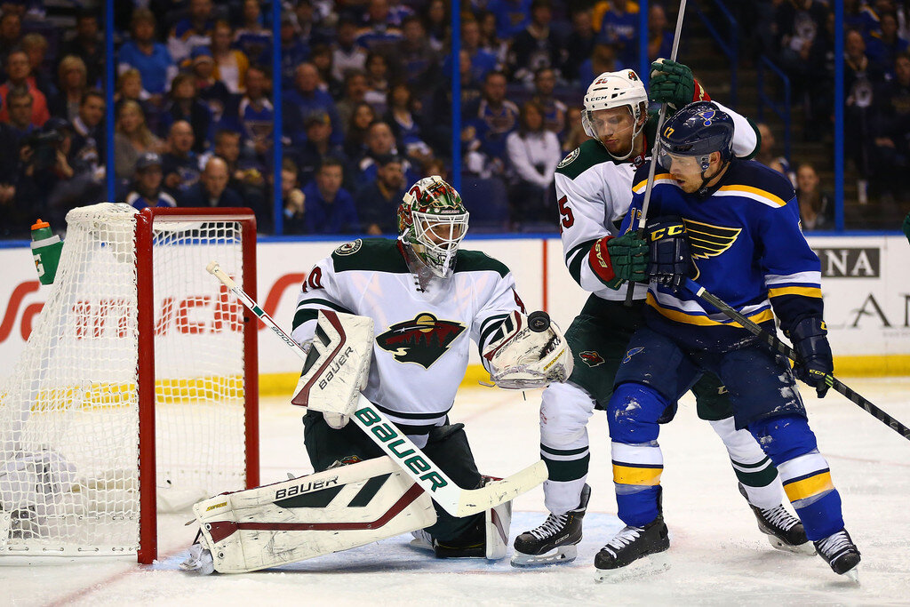 Опасный момент у ворот команды "Миннесота Уайлдс". фото: картинки яндекса.