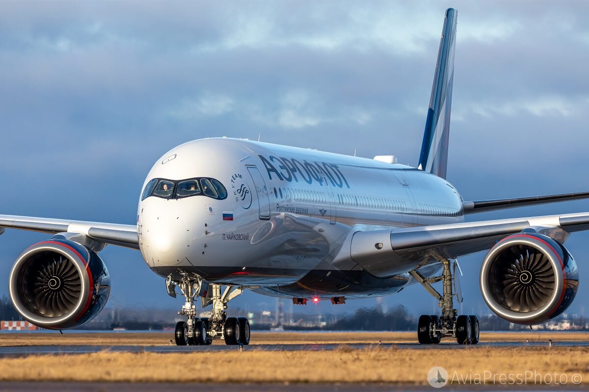 Аэробус фото. А350 Аэрофлот. Эйрбас 350-900. Airbus a350 Aeroflot. Боинг Airbus 350\.