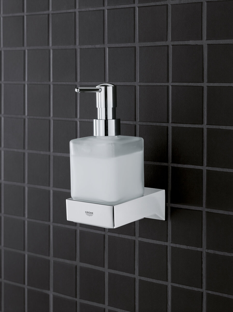 Дозатор для жидкого мыла GROHE SELECTION CUBE  