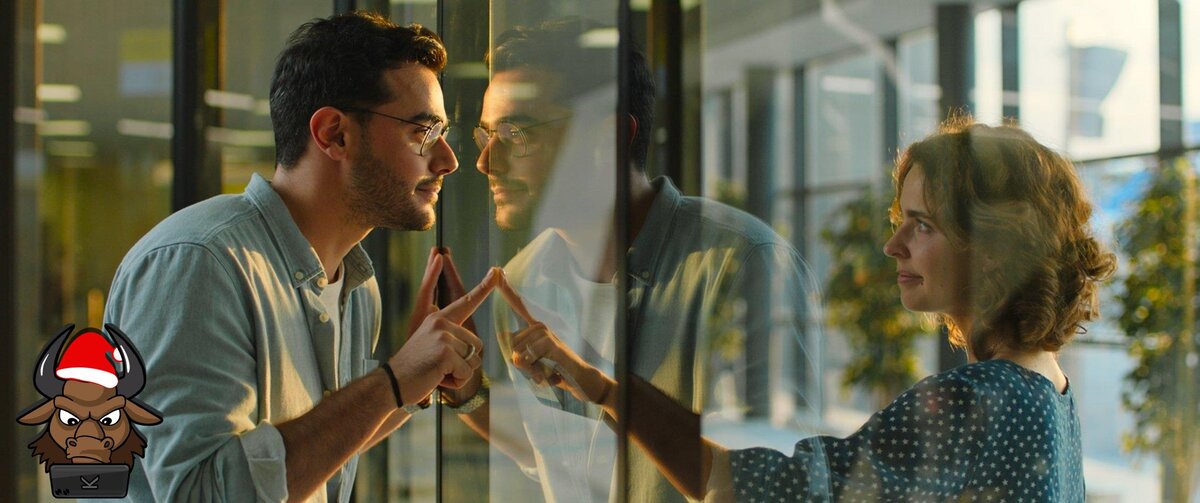 Микаэл Арамян и Елизавета Моряк. Кадр из фильма «Гудбай, Америка»