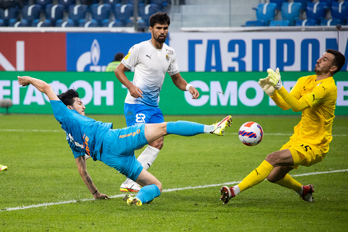 Фол Сердара Азмуна на Сослане Джанаеве