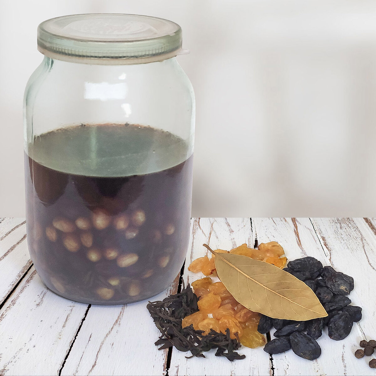 Настойка на изюме "Пряная" | Свой Среди Своих Кулинария | Дзен