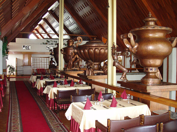 Ресторан трактир ул. Ресторан харчевня суздаль. Кафе и рестораны в суздале. Дача в суздале. Кафе и рестораны в суздале.