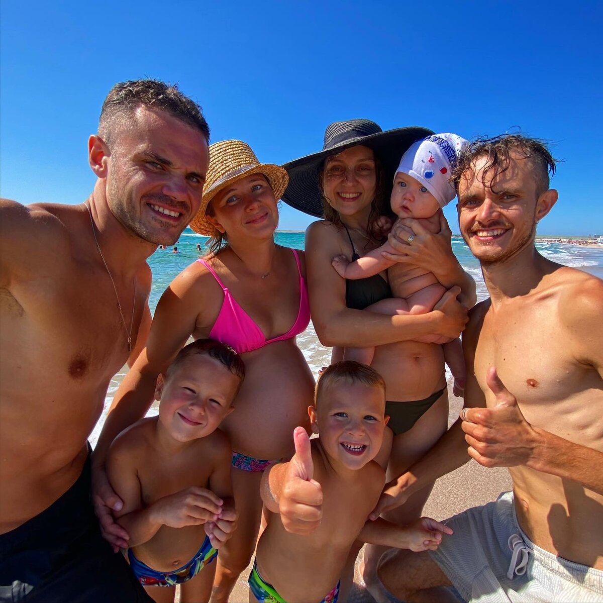 Это мы все вместе на западе Крыма.