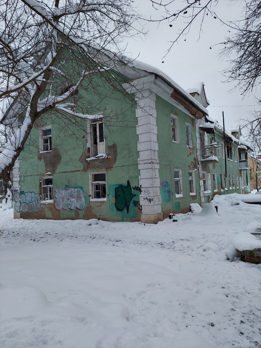 Рабочий посёлок. Умирающий район в Сергиевом Посаде | Городские Контрасты |  Дзен