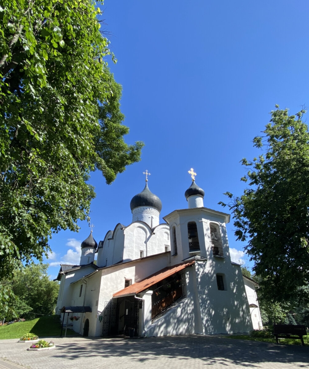 Фотография автора. Храм Василия Великого на горке 