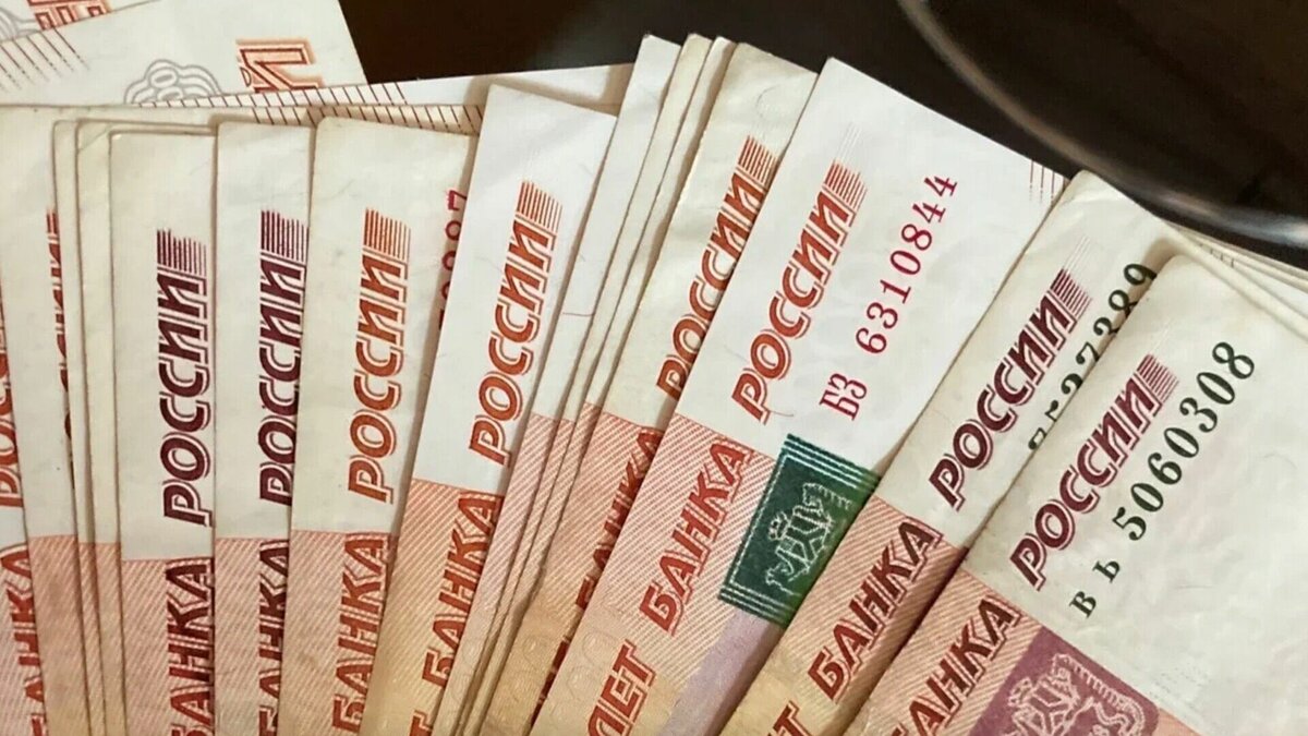     Администрация Нижнекамска совместно с «Сибуром» займется развитием спортивных комплексов «Дружба», «Факел» и учебно-тренировочной базы «Алмаш». Их холдинг передал городу, однако на реконструкцию нужно около 1,4 млрд рублей.
