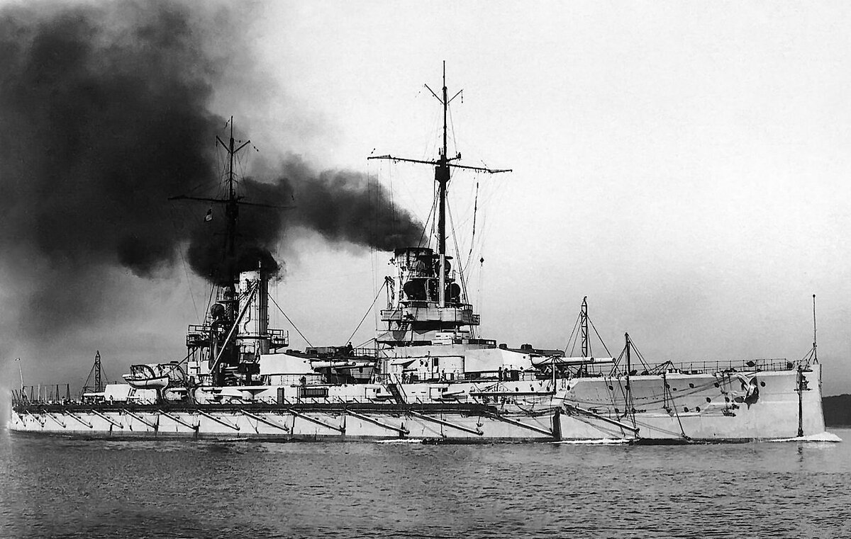 Германский линейный корабль SMS Friedrich der Grosse - доказывает, что опасения британцев были не напрасны