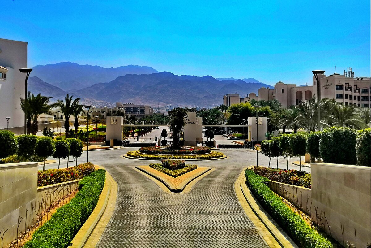 Иордания, Акаба, вид на город из отеля "Аль-Манара"