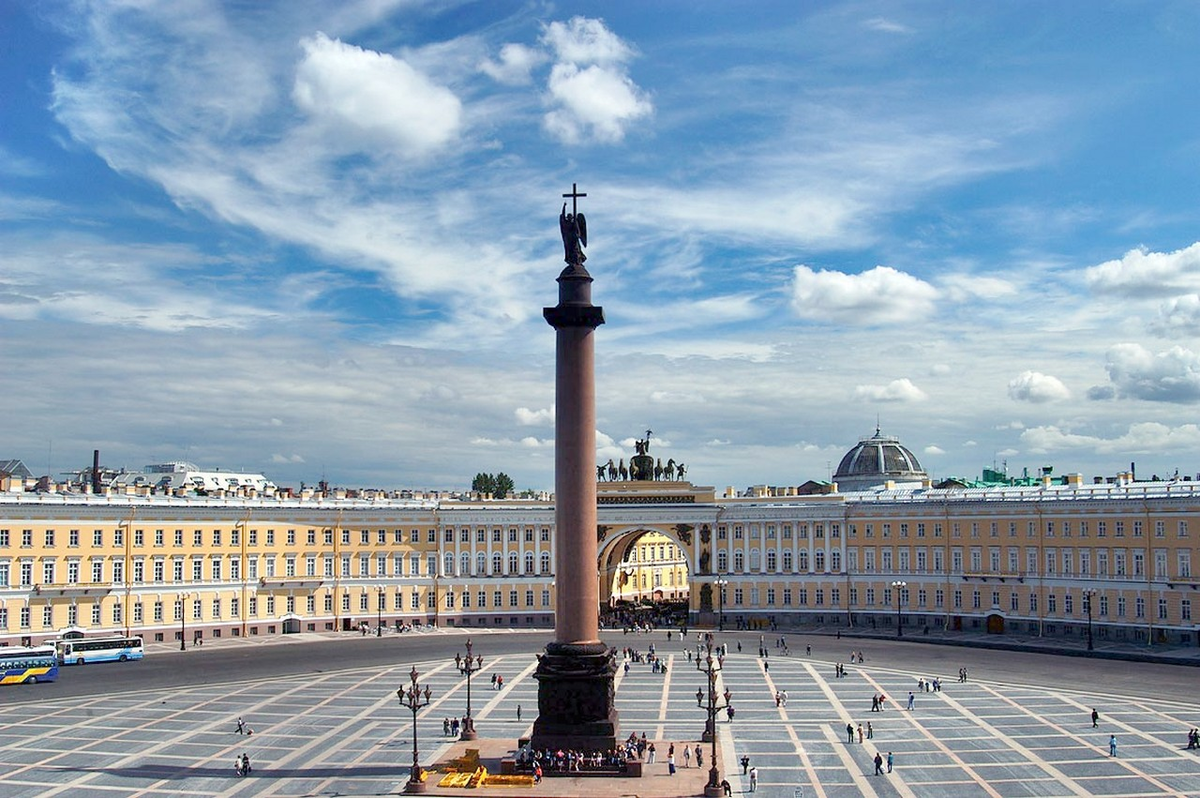 Александровская колонна, Санкт-петербург. Фотография: meros.org