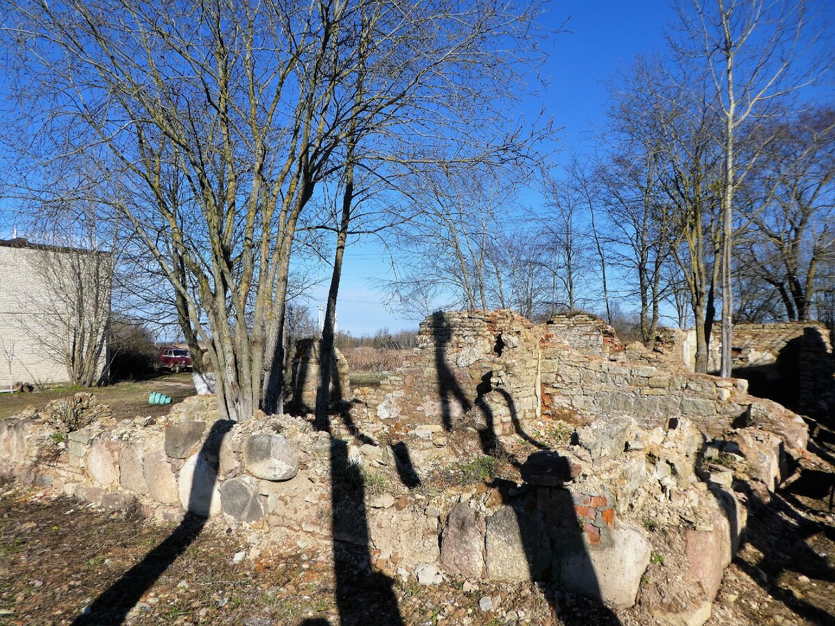 Полумызок Анненгоф