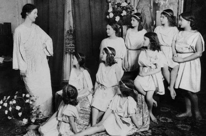 Айседора Дункан с ученицами. 1923 г. 