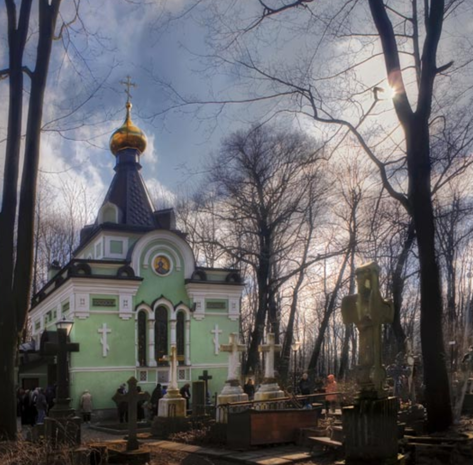 Часовня санкт петербург. Часовни Святой блаженной Ксении Петербургской. Санкт-Петербурге. Храм Ксении Петербургской в Санкт-Петербурге на Смоленском кладбище. Ксения блаженная часовня СПБ. Смоленское кладбище часовня Ксении блаженной.