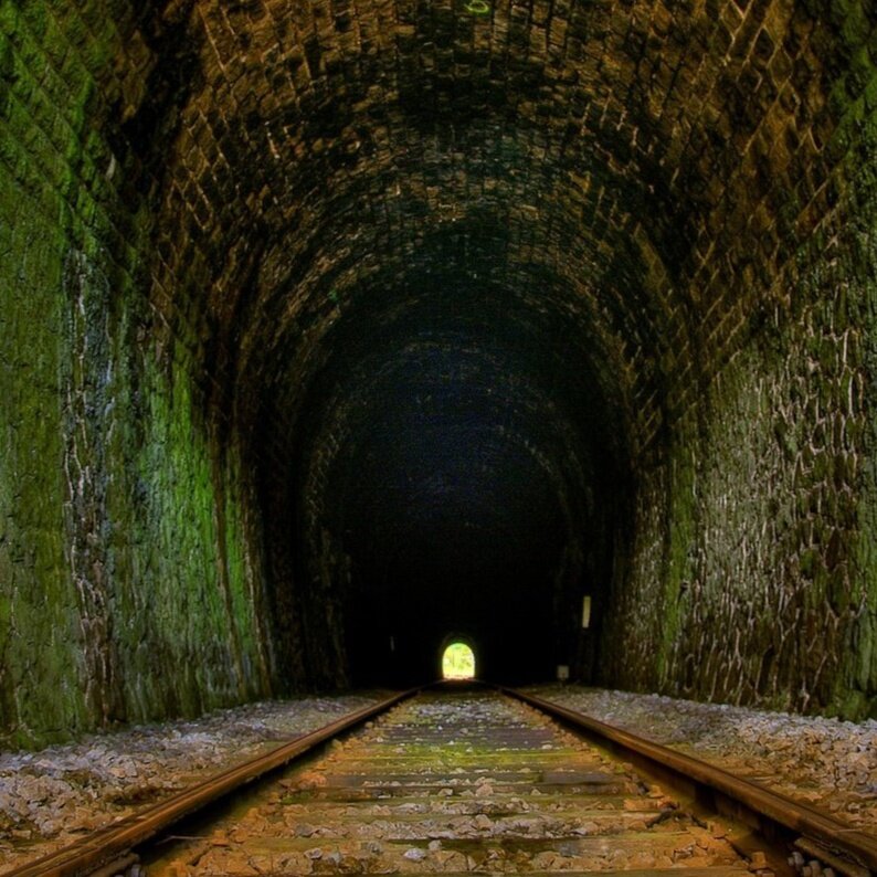 Железнодорожный туннель. Источник: Яндекс.Картинки