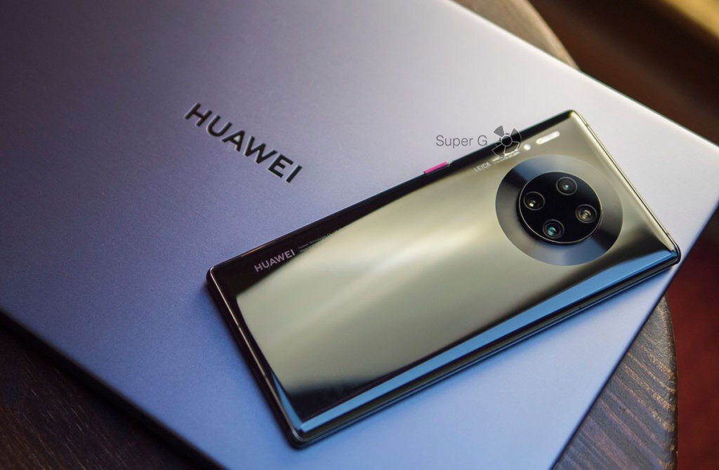 В начале самоизоляции я решил проверить, работает ли обещанная всем новым пользователям смартфонов Huawei и Honor бесплатная подписка Tinder Plus на 6 месяцев. На Huawei Mate 30 Pro ничего не завелось.-2