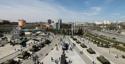 Экспонаты музея под открытым небом.