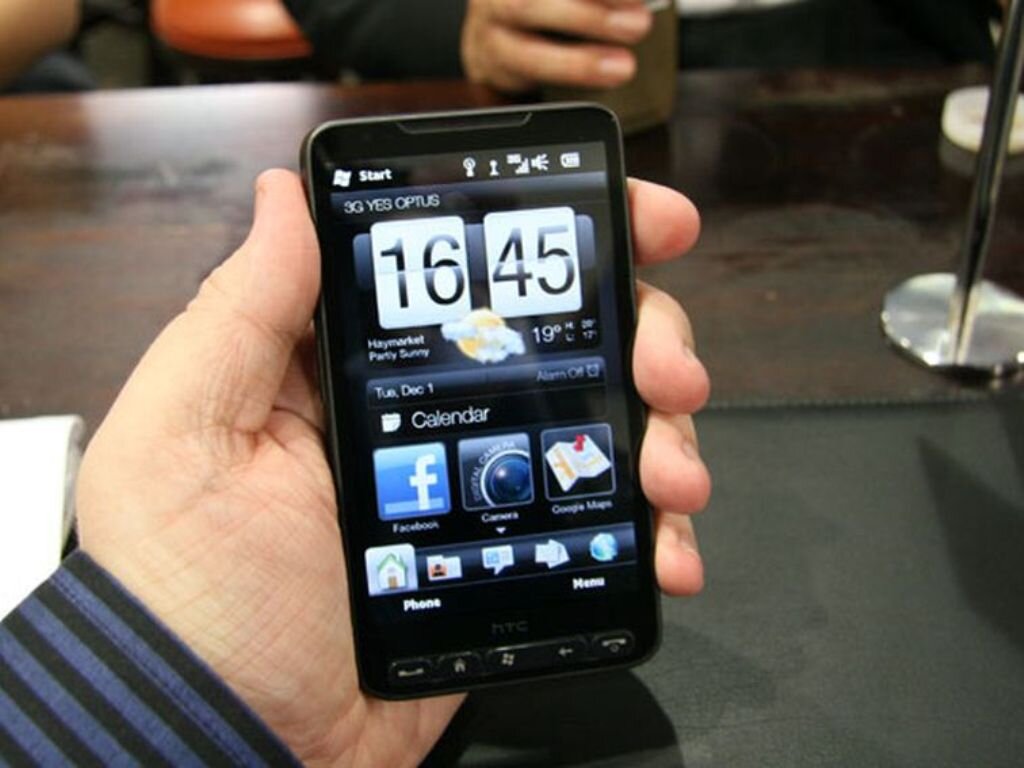 Легендарный HTC HD2