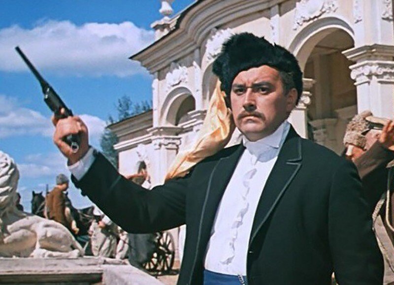 А ну, марш на платную обсервацию! Куда прете, черти?!  Пан Грициан Таврический.