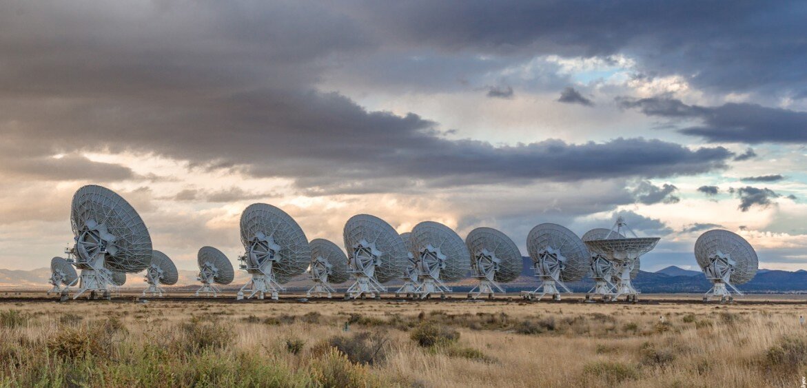 VLA Telescope New Mexico USA. Изображение взято с Яндекса картинок.