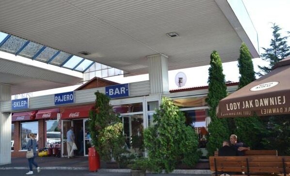 Магазин и кафе