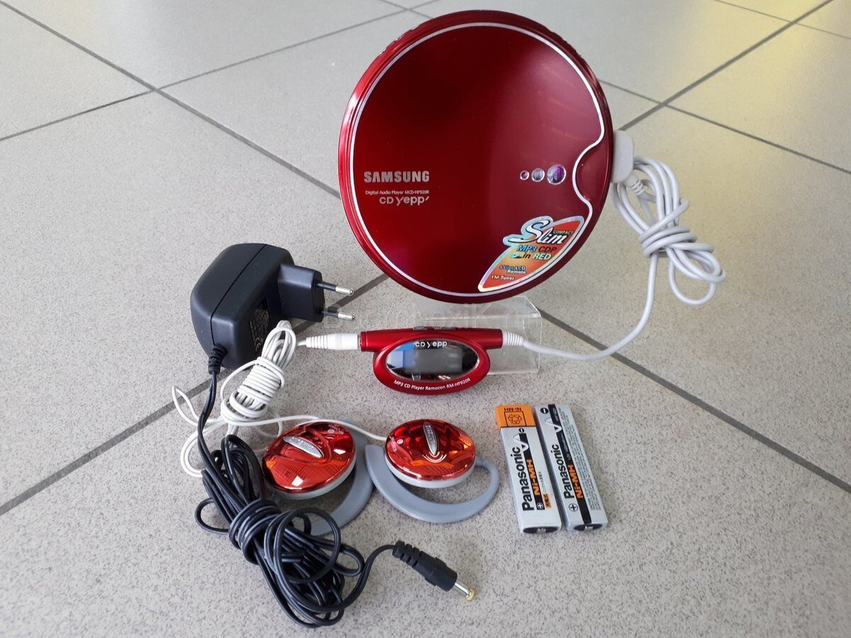 CD/MP3 плеер Samsung MCD-HF920.