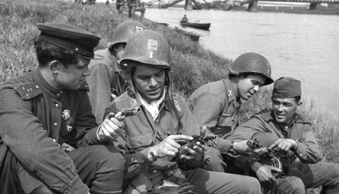 Встреча на Эльбе апрель 1945 год