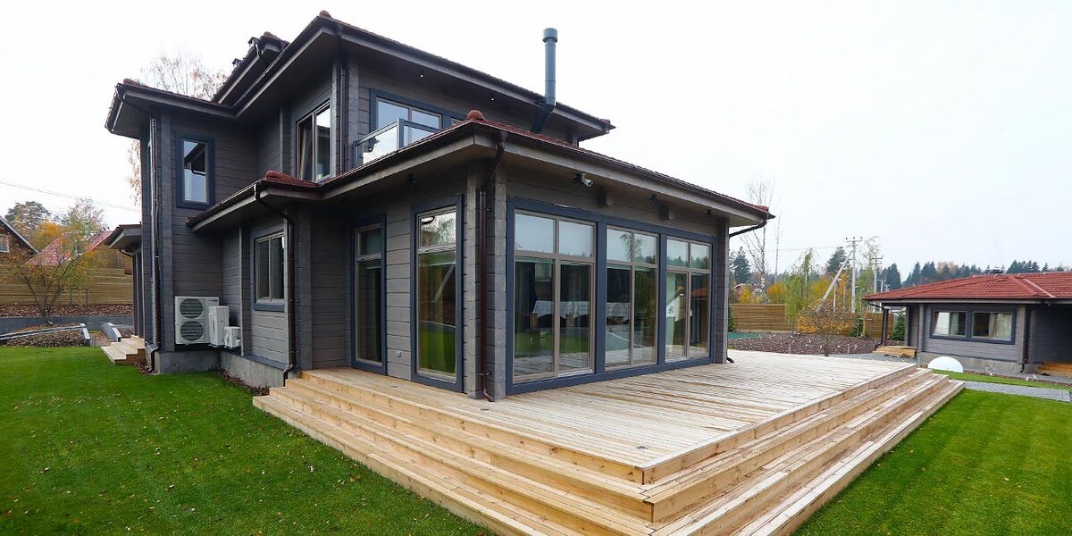 Готовый дом по проекту "Берген", реализованный компанией Holz House. Источник фото: holz-house.ru