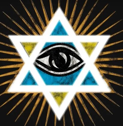 Шестиконечная звезда - гексаграмма – один из древнейших и многозначительных символов человечества. Она образована наложением друг на друга двух равносторонних треугольников. 