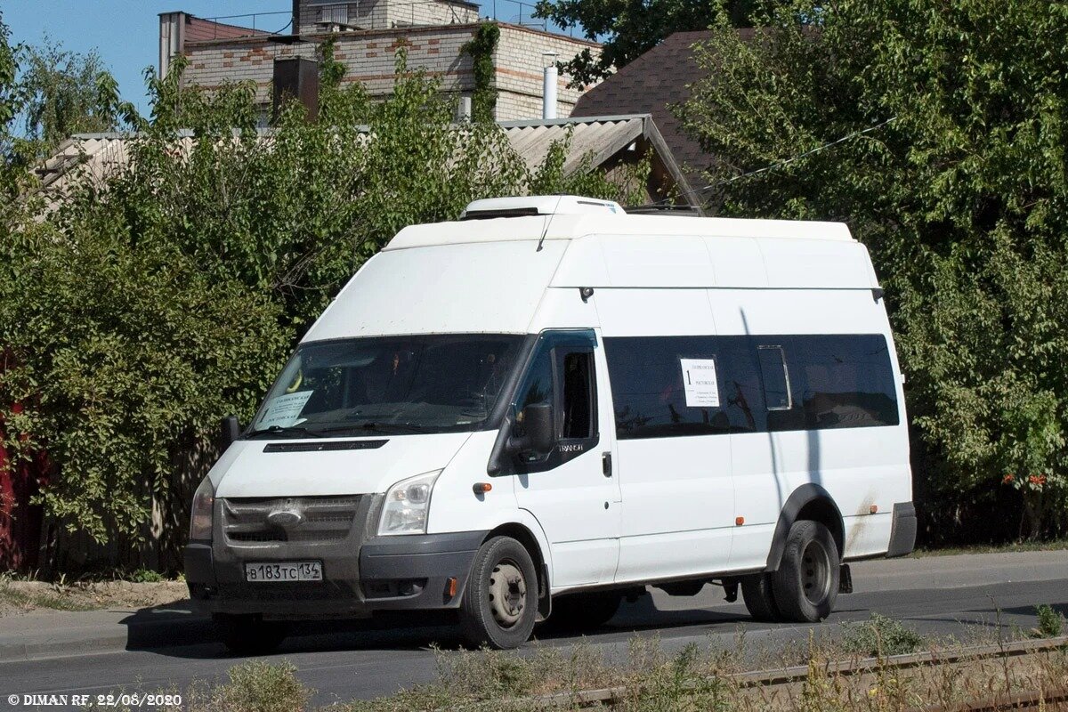 Ford Transit на маршруте № 1 улица Соликамская — улица Ростовская